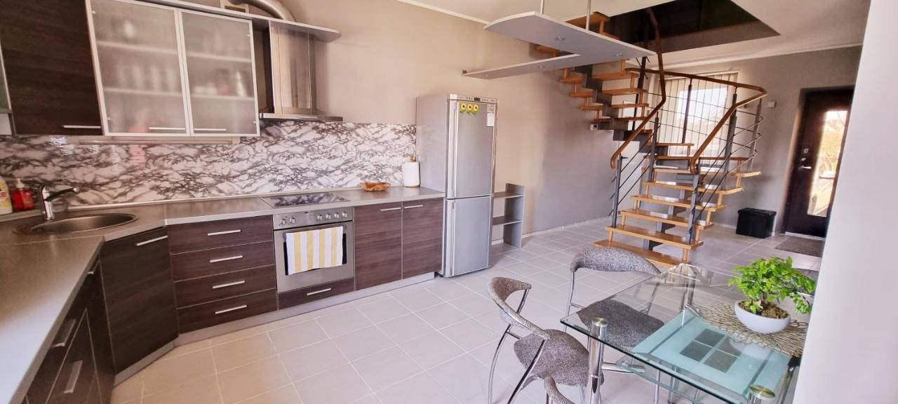 Villa Sveciu Namai Kamile Šiauliai Exterior foto